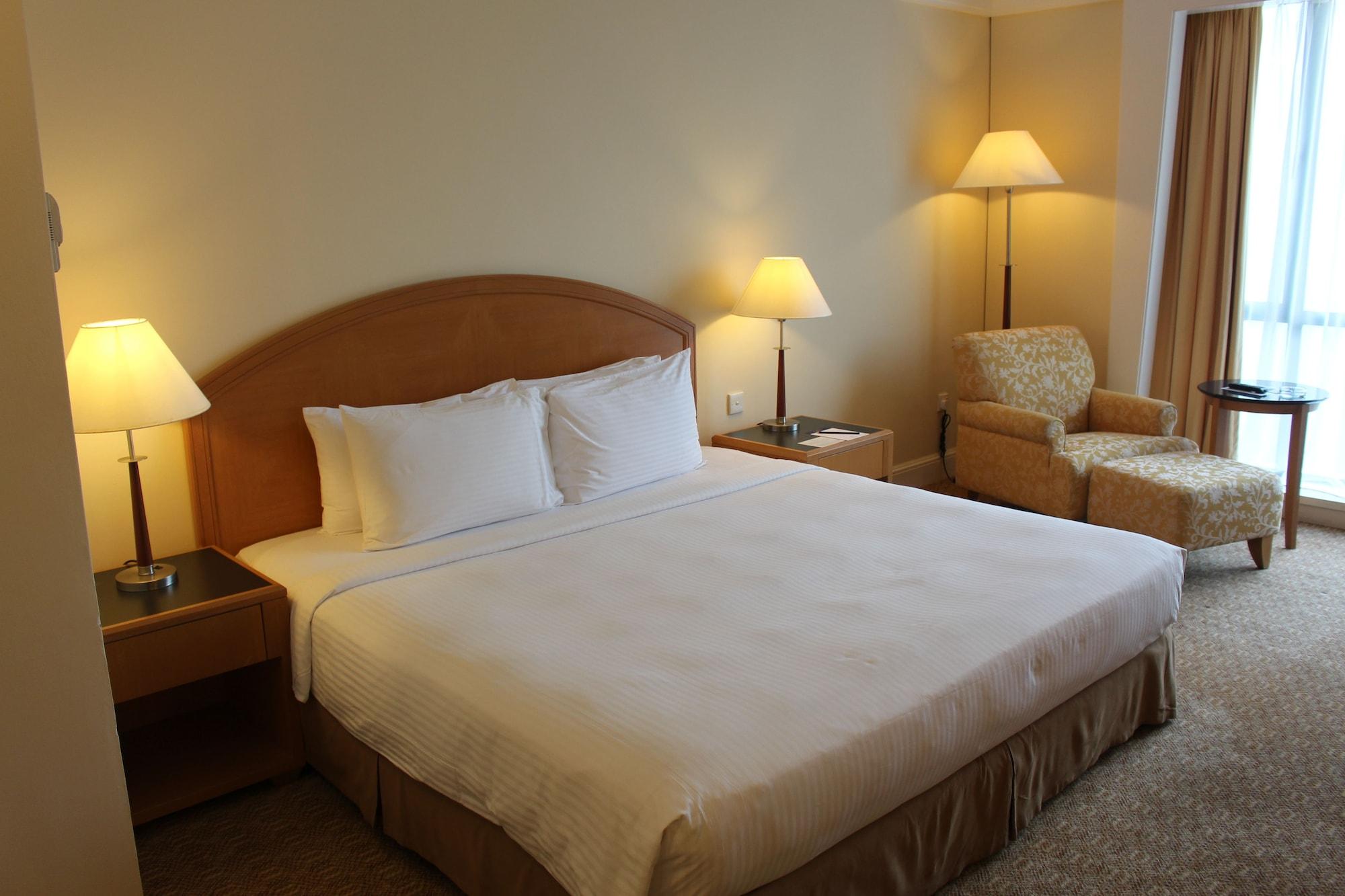 Royale Chulan Seremban Exterior foto A bedroom