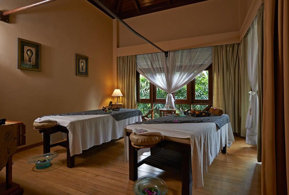 Royale Chulan Seremban Exterior foto Spa at The Residence, Phuket